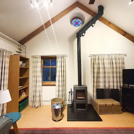 Edinburgh 2-Bedroom Cottage With Parking - Ground Floor Exterior photo