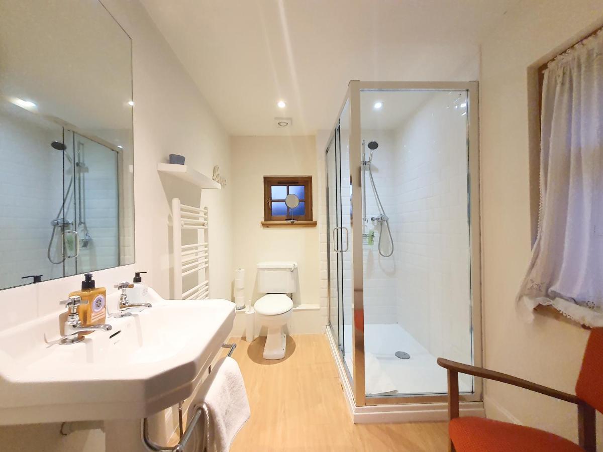Apartamento 2-bedroom With Parking - Ground Floor Edimburgo