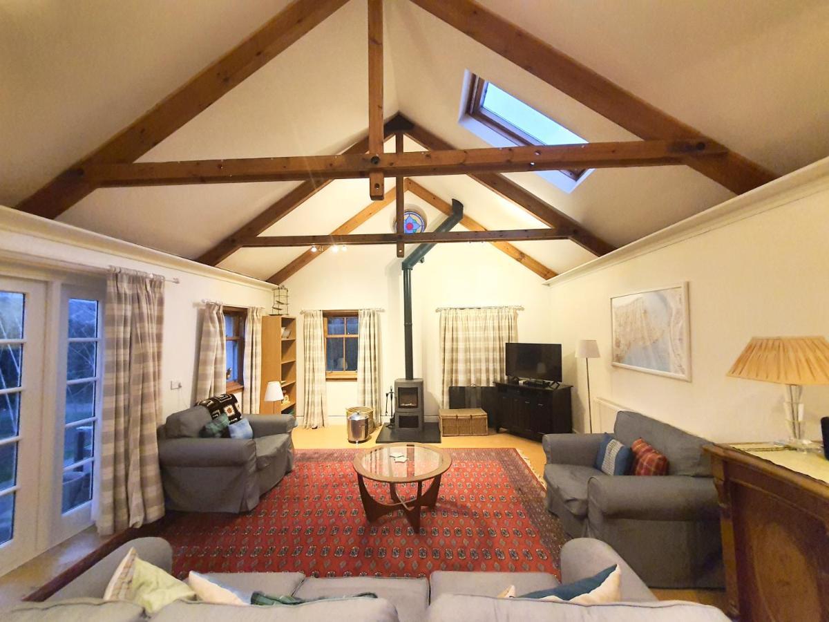 2-bedroom With Parking - Ground Floor Apartamento